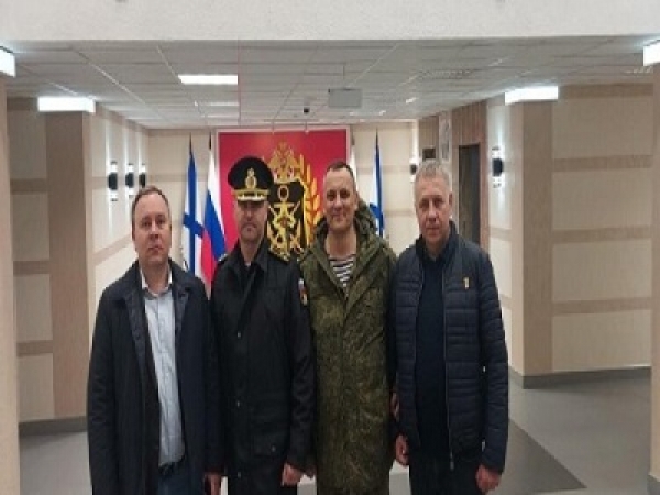 Владимир Колпаков доставил гуманитарную помощь в Новороссийск
